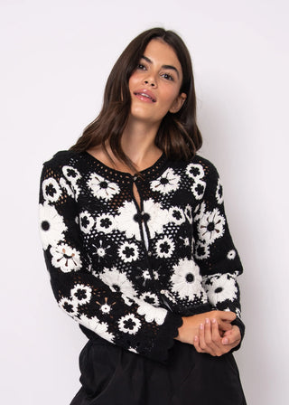 Yuko Crew Neck Knit Cardigan
