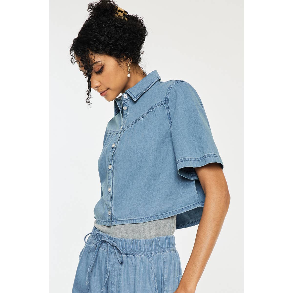 Kancan Alannah Sleeve Cropped Shirt