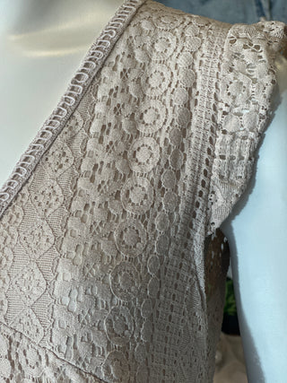 Lace Puplum Tank - Sand I Angela Mara