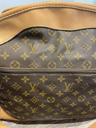 LV - The French Company/Saks Fifth Avenue Vintage Travel Tote