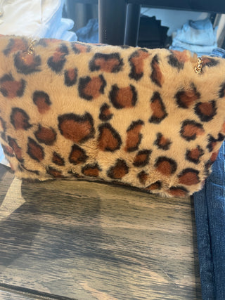 Fuzzy Leopard Print Handbag