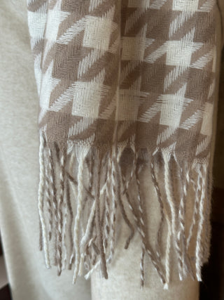 Houndstooth Blanket Scarf
