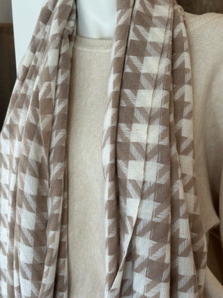 Houndstooth Blanket Scarf