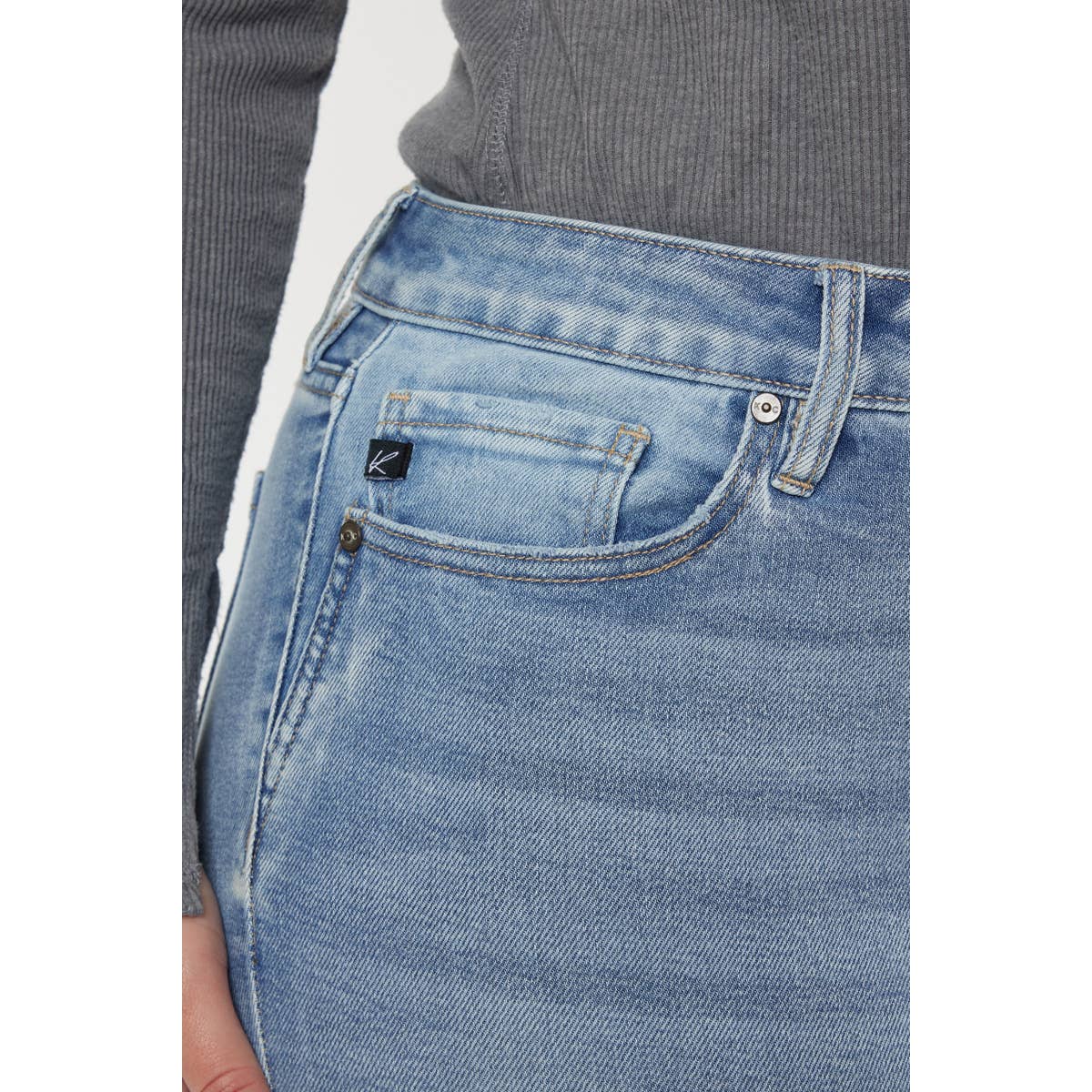 Doreen Mid Rise Y2K Bootcut Kancan Jeans | SZ 16W-22W