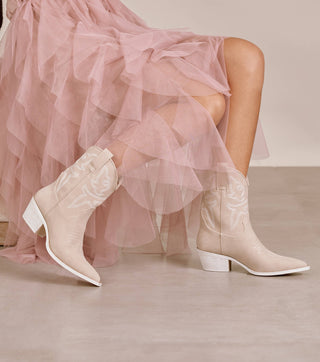Midwest Claire Contrast Trim Booties
